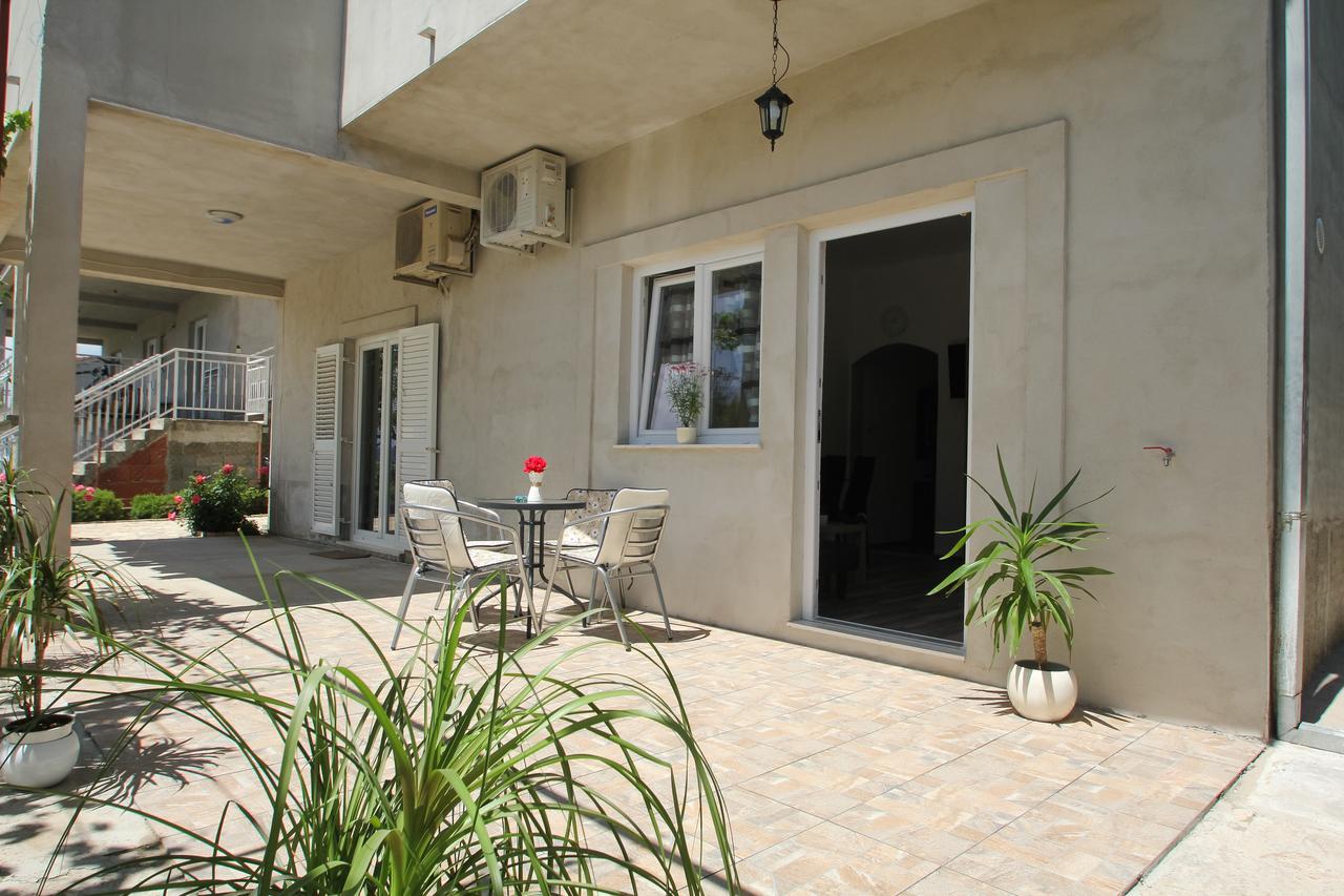 Apartment Afrodita Kastela Luaran gambar