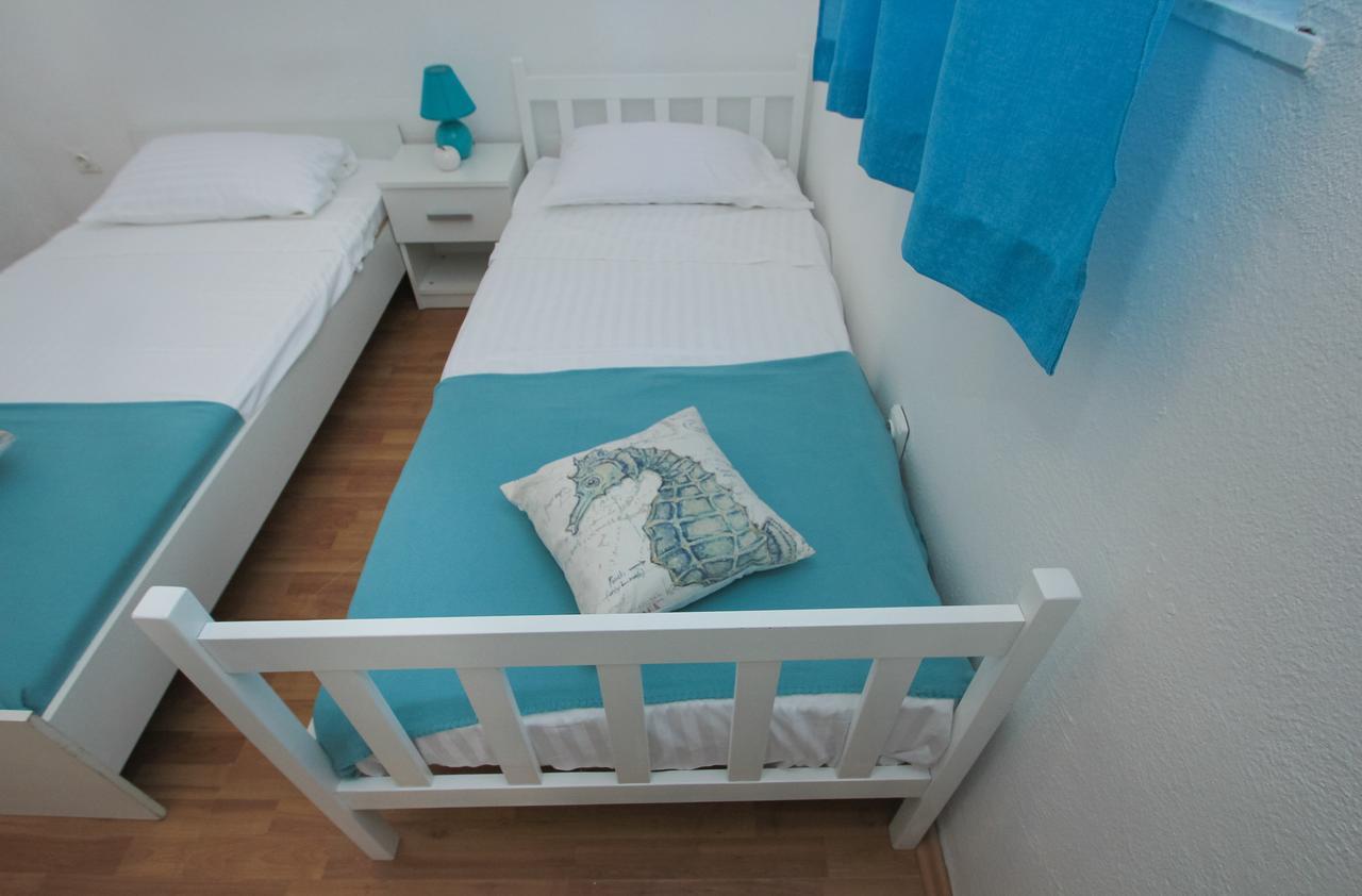 Apartment Afrodita Kastela Luaran gambar